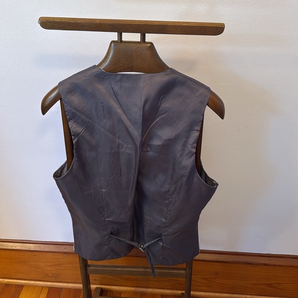 POP ICON CLOTHING vest size Large - Picture 3 of 6